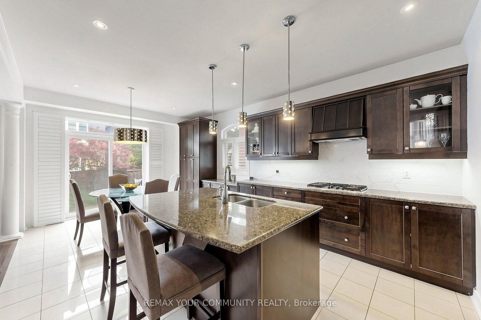 67 SAND VALLEY Street • Vaughan, ON photo 12