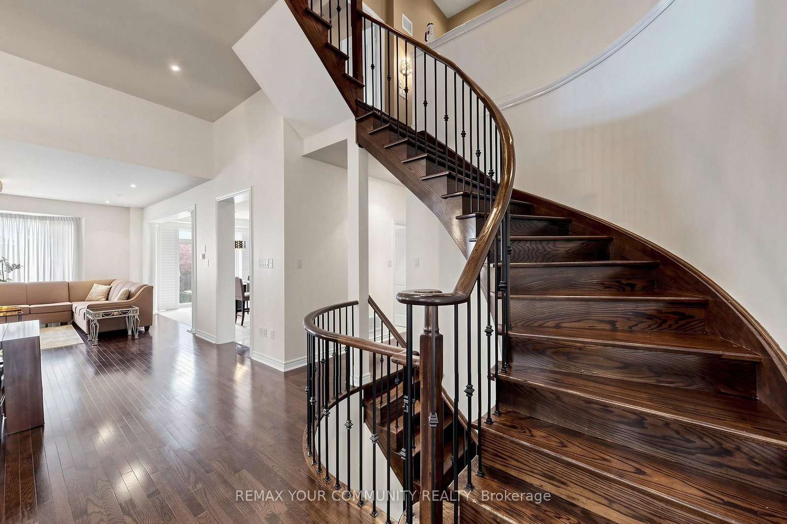 67 SAND VALLEY Street • Vaughan, ON photo 19