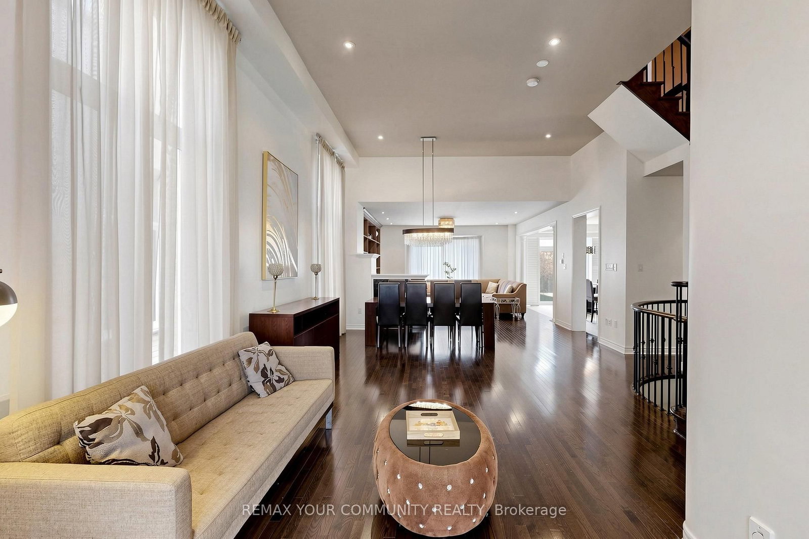 67 SAND VALLEY Street • Vaughan, ON photo 6