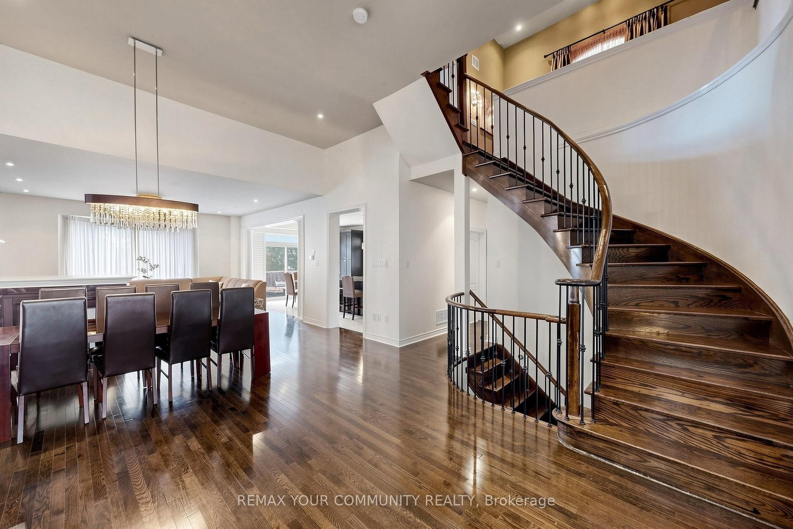 67 SAND VALLEY Street • Vaughan, ON photo 8