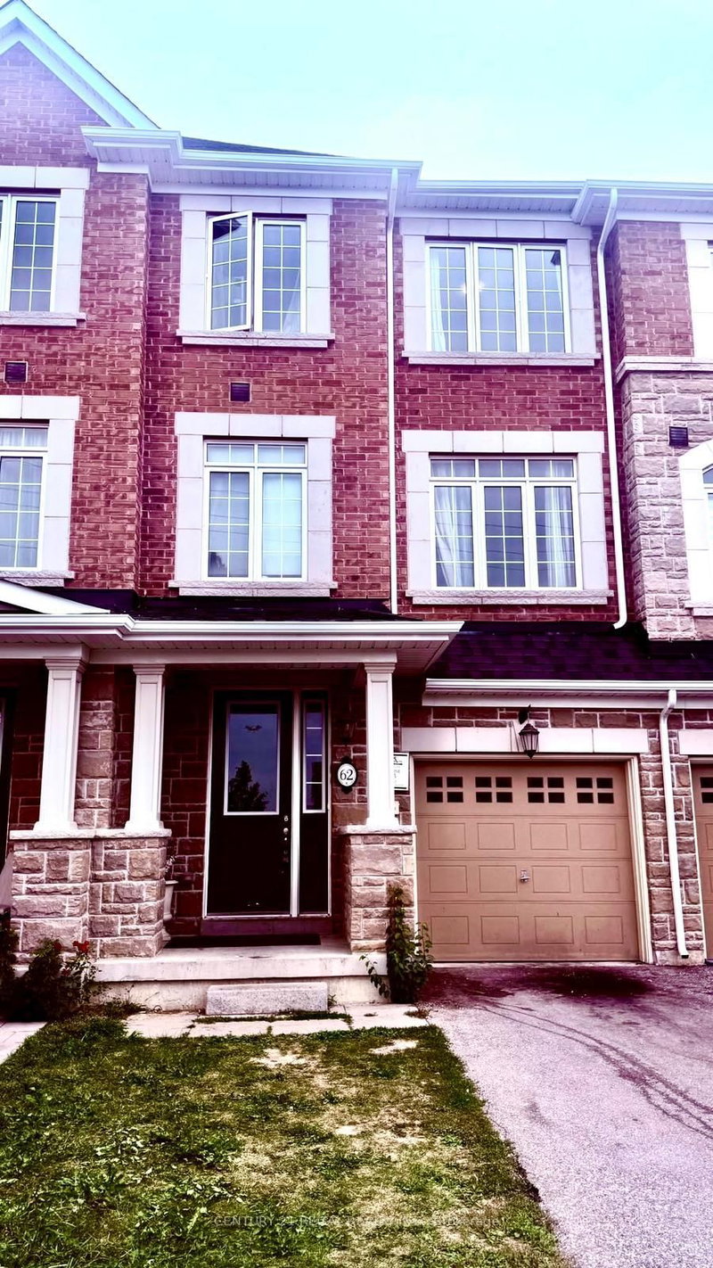 62 Selby Crescent