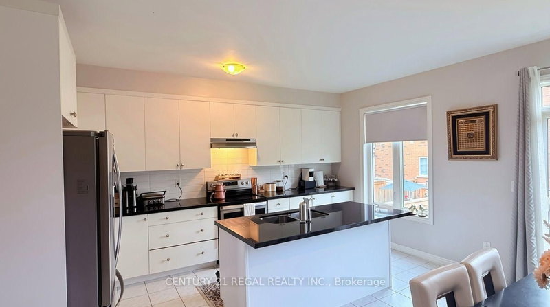 62 Selby Crescent