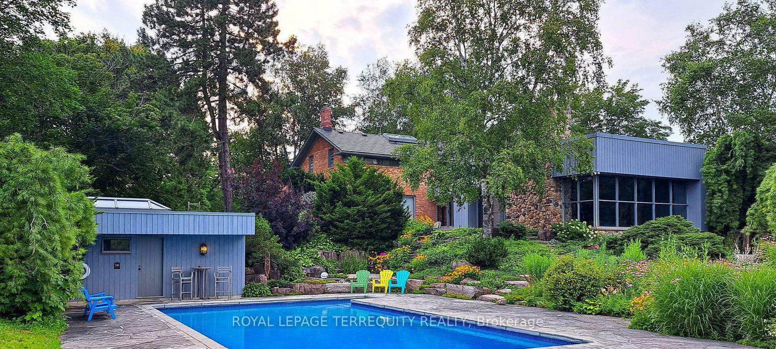 15625 8th Concession Road • King, ON photo 2