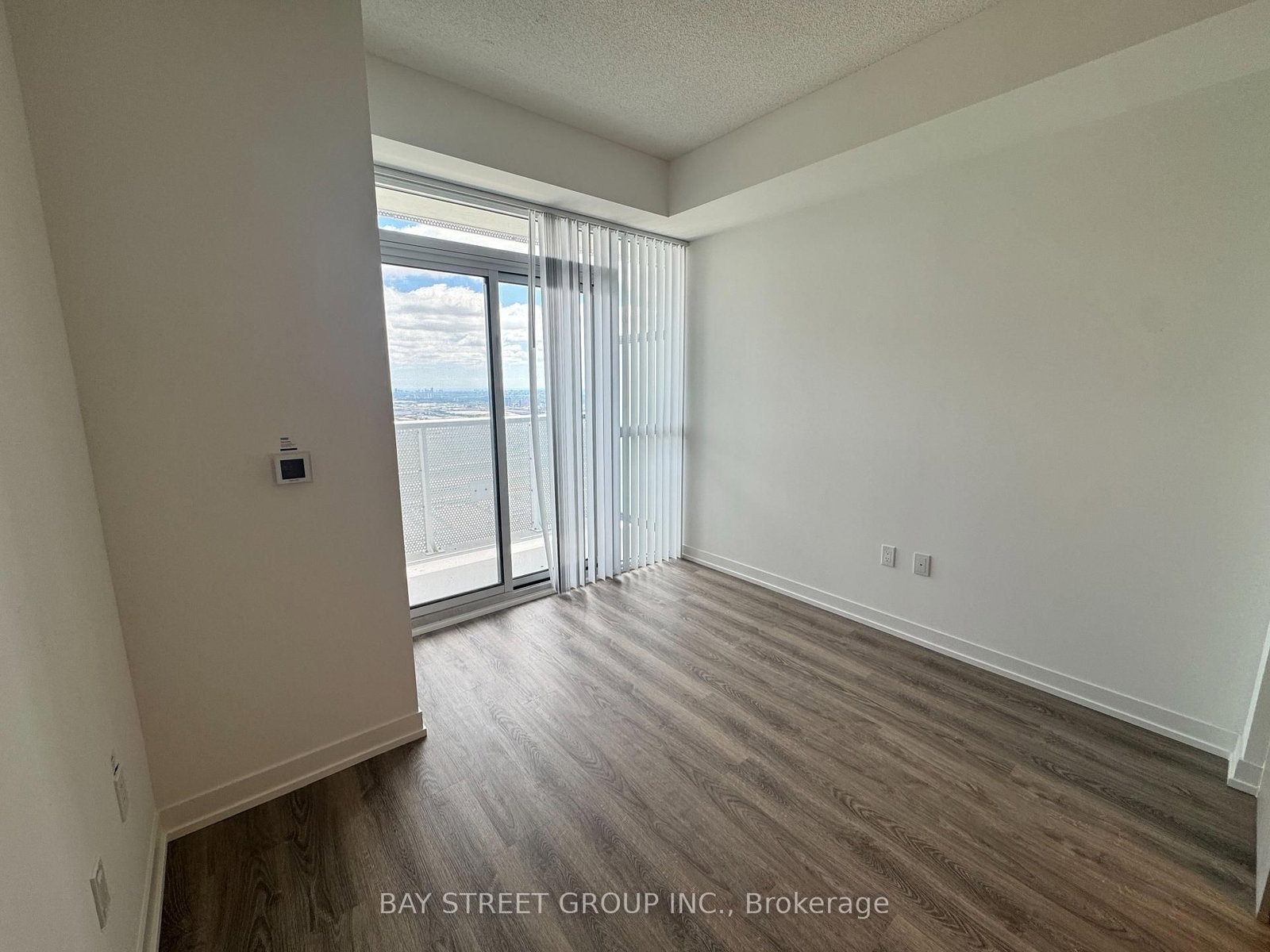 8 Interchange Way • #5510 • Vaughan, ON photo 11