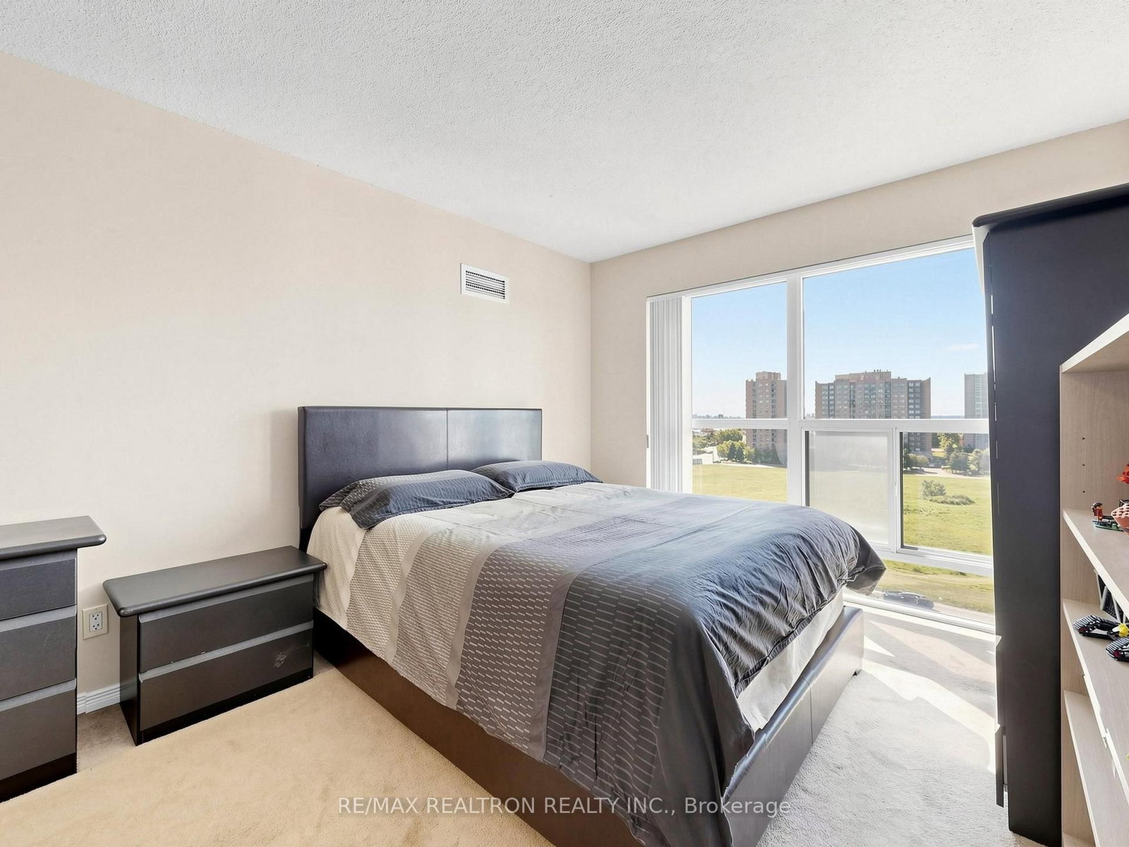 185 Oneida Crescent • #918 • Richmond Hill, ON photo 27