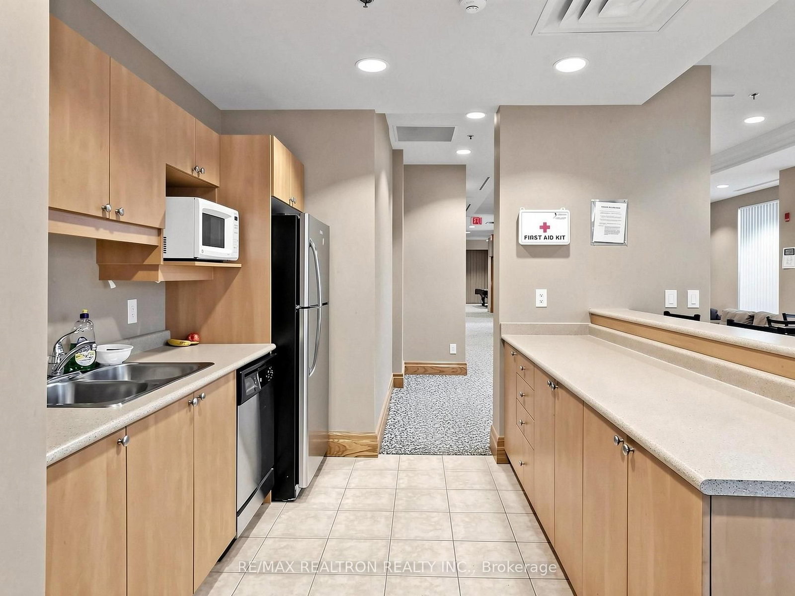 185 Oneida Crescent • #918 • Richmond Hill, ON photo 35