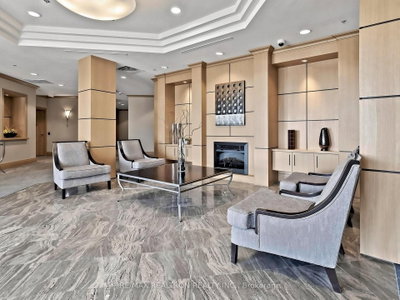185 Oneida Crescent • #918 • Richmond Hill, ON photo 9