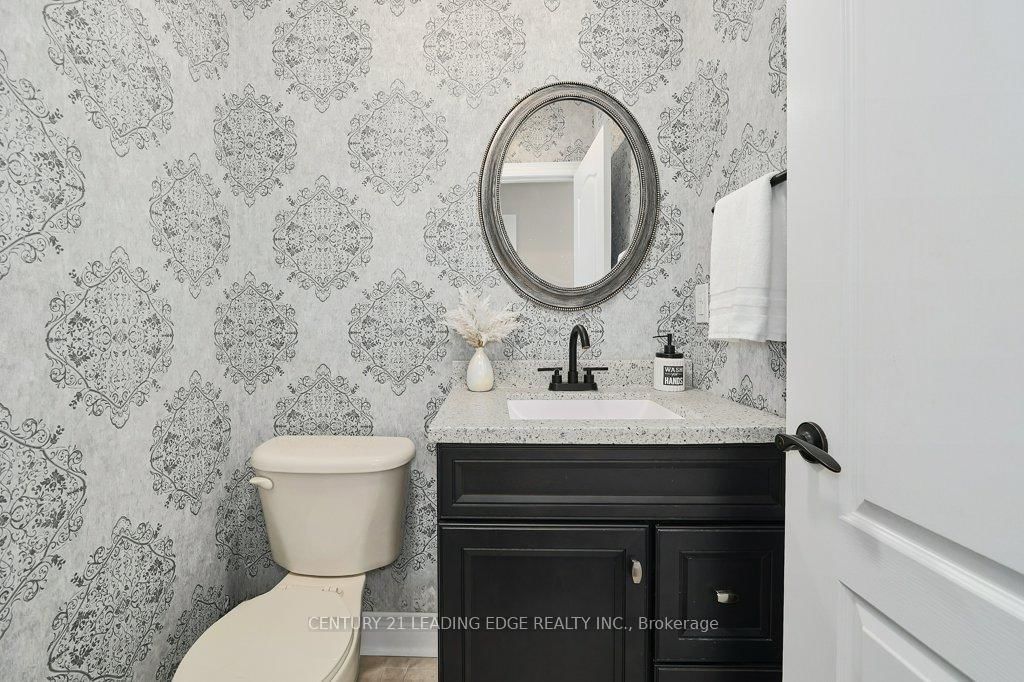 382 Via Campanile • Vaughan, ON photo 14