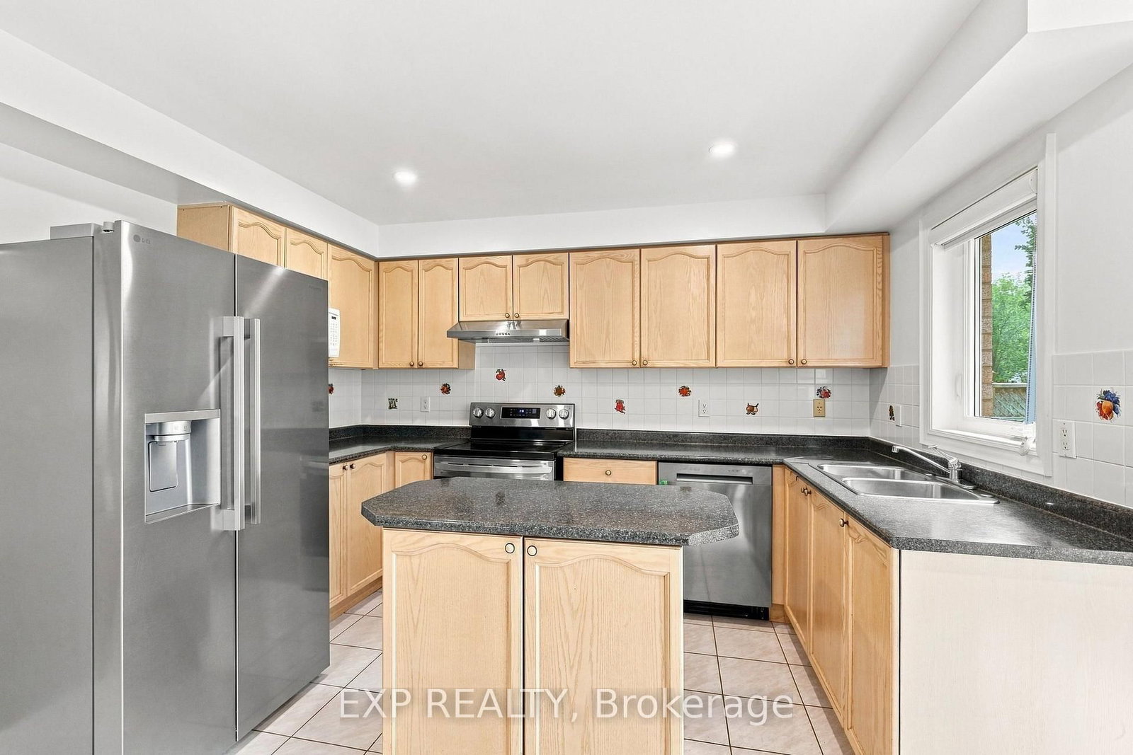 21 Cantex Court • Richmond Hill, ON photo 13
