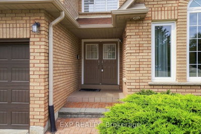 21 Cantex Court • Richmond Hill, ON photo 3