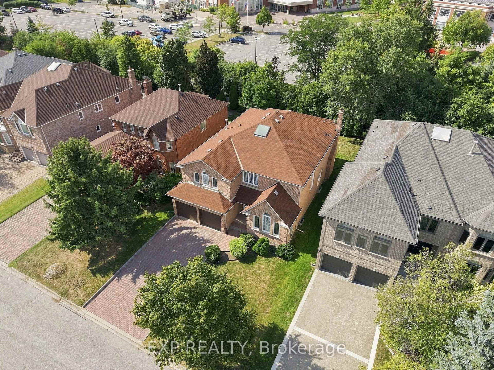 21 Cantex Court • Richmond Hill, ON photo 49