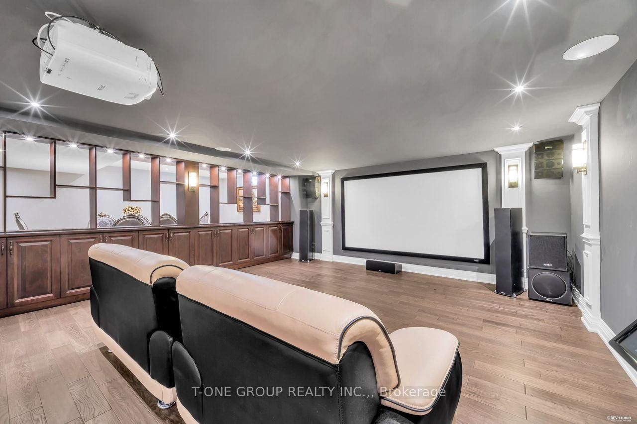 47 Hillhurst Drive • Richmond Hill, ON photo 40