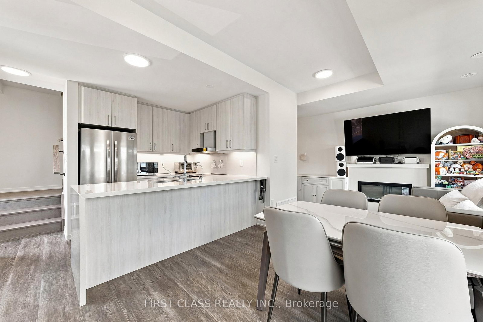 224 Matawin Lane • Richmond Hill, ON photo 10