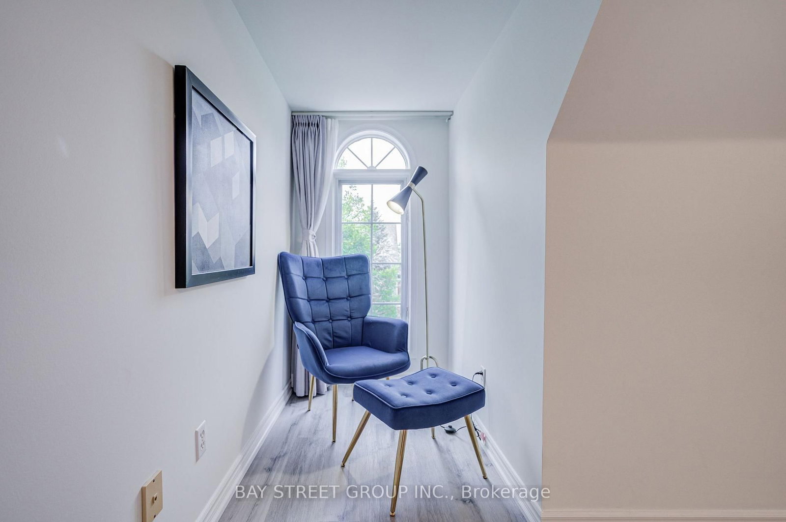 5 Luxton Avenue • Aurora, ON photo 30