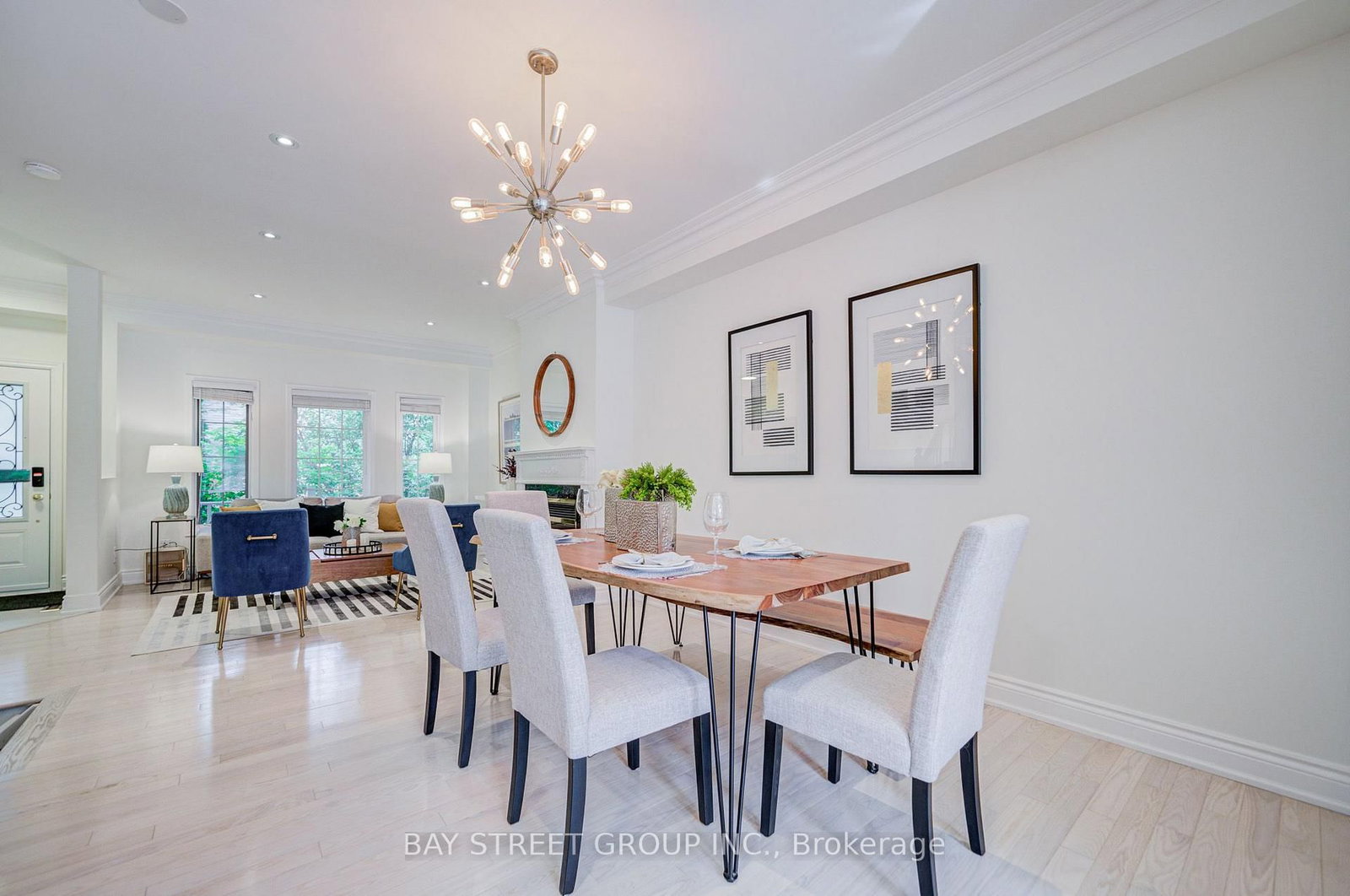 5 Luxton Avenue • Aurora, ON photo 9
