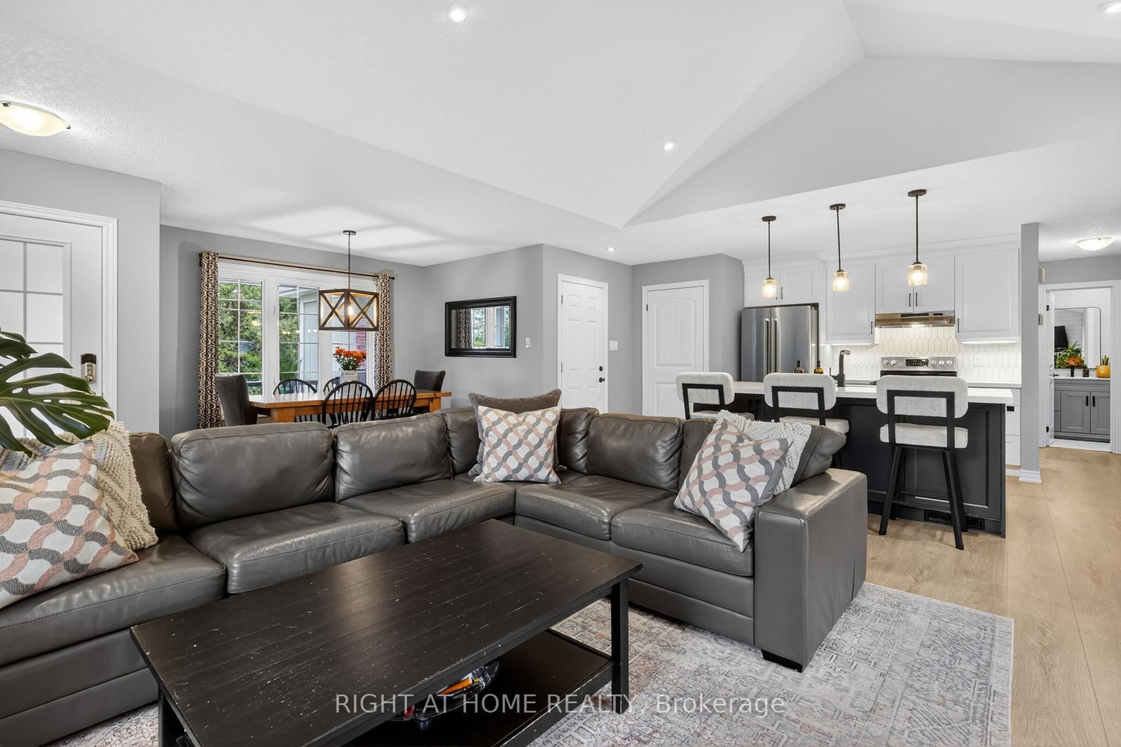 3005 Mason Drive • Innisfil, ON photo 14