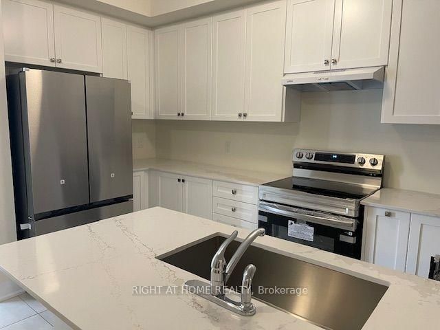 38 Mindanao Avenue, Markham 3