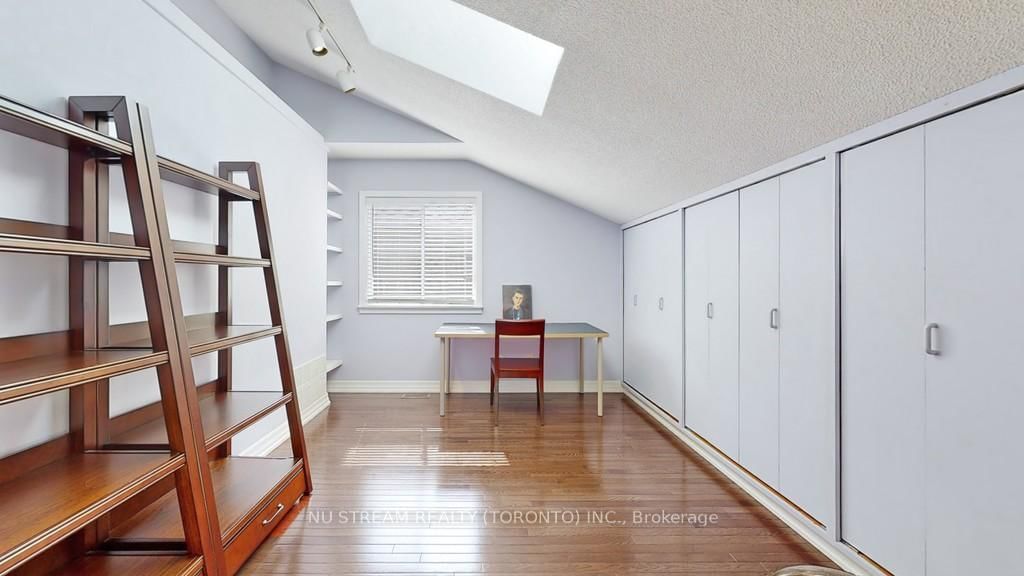15 Bond Crescent • Richmond Hill, ON photo 30