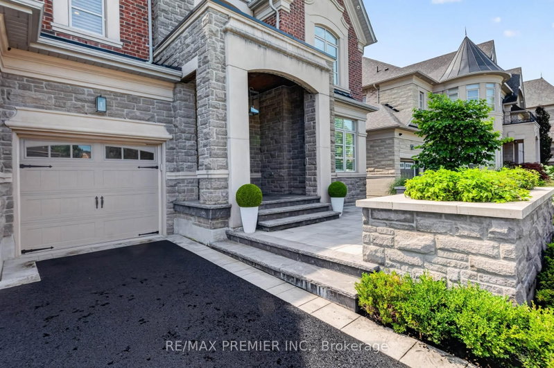 31 Sarracini Crescent