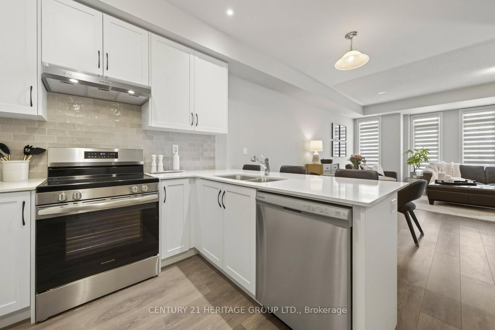 6 Mel Irving Drive • Bradford West Gwillimbury, ON photo 13