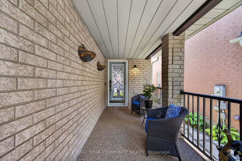 126 Woodroof Crescent
