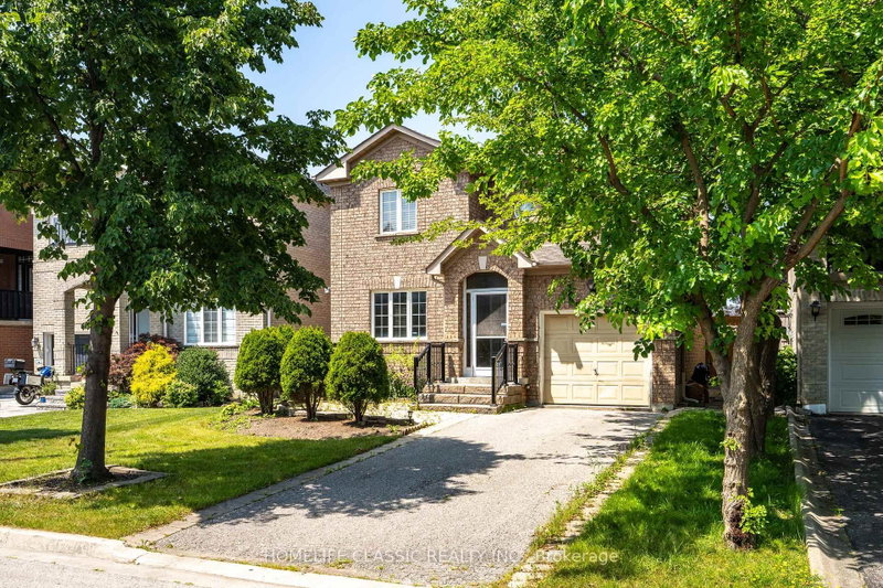 44 Wildberry Crescent