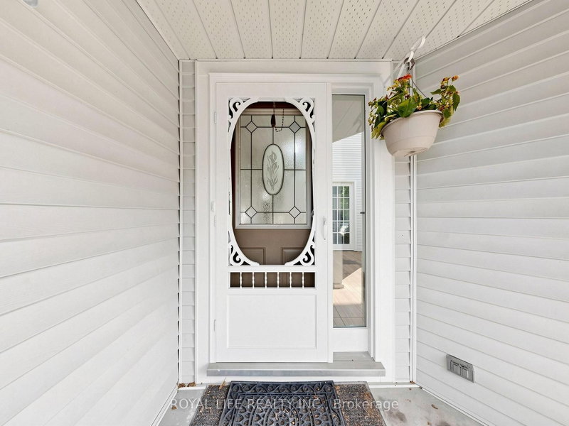 985 Linden Street
