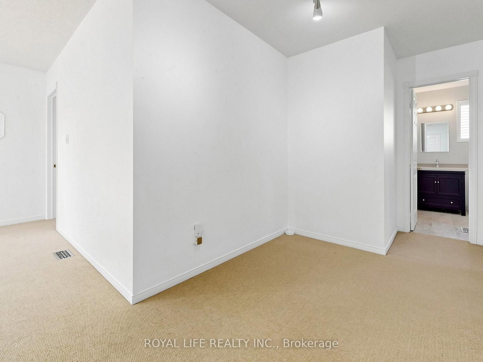 985 Linden Street • Innisfil, ON photo 30