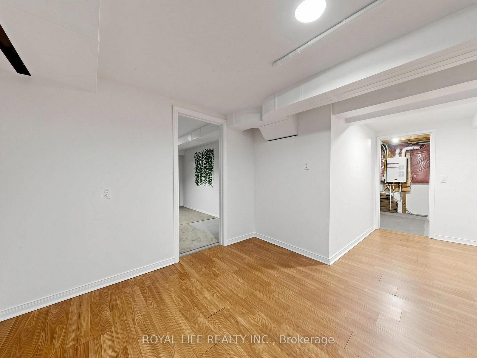 985 Linden Street • Innisfil, ON photo 37
