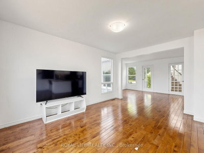 985 Linden Street • Innisfil, ON photo 9
