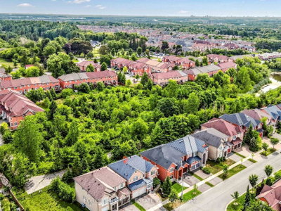 49 Grange Drive • Richmond Hill, ON photo 6