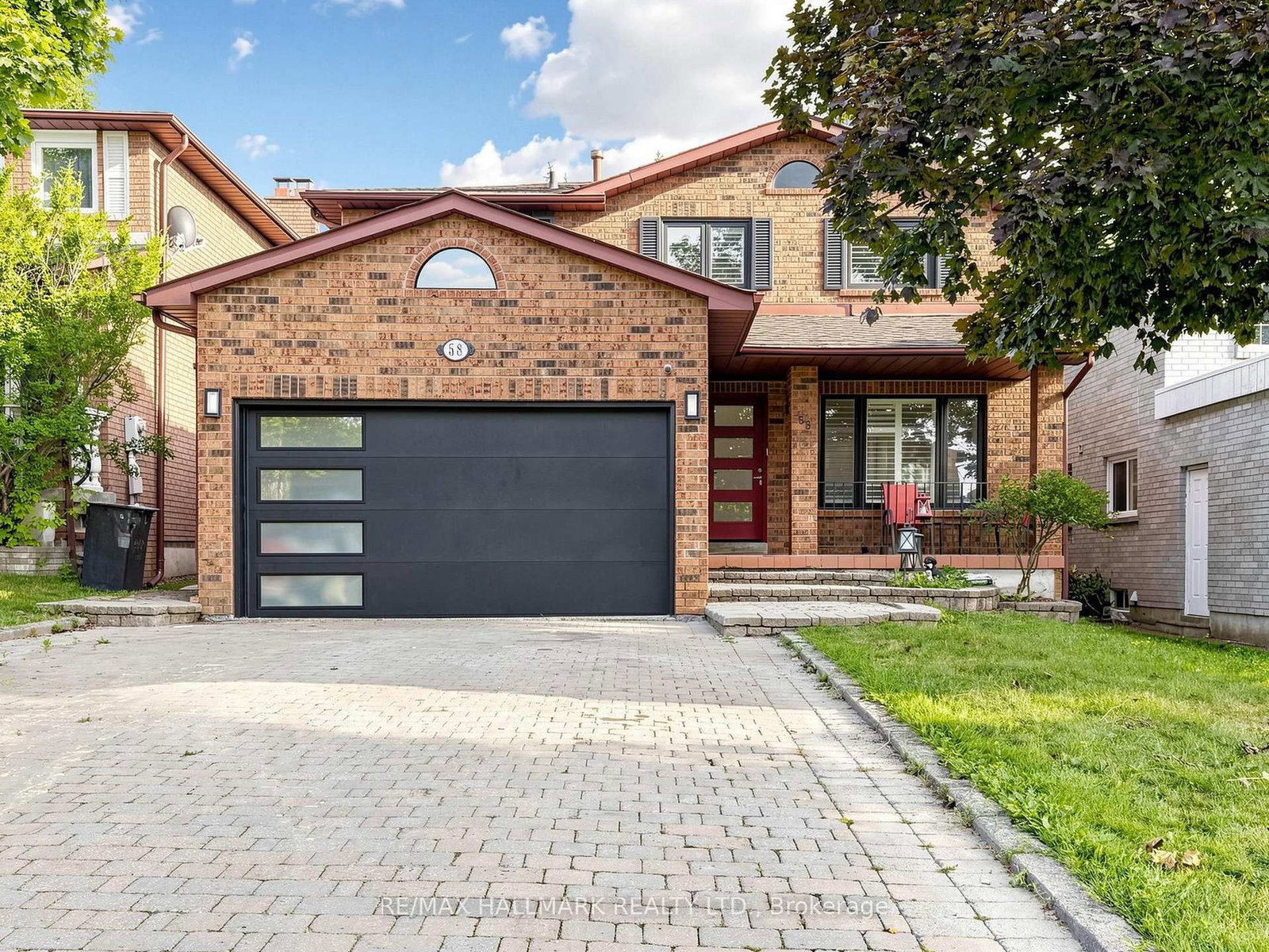 58 Marchwood Crescent • Richmond Hill, ON photo 1