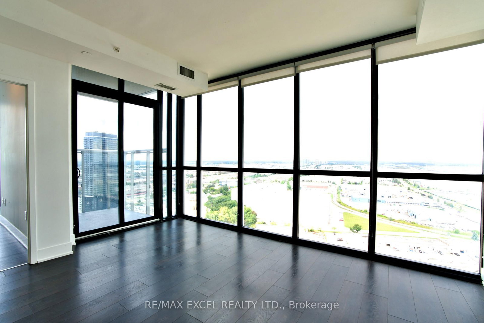 2908 Highway 7 Road • #2607 • Vaughan, ON photo 14