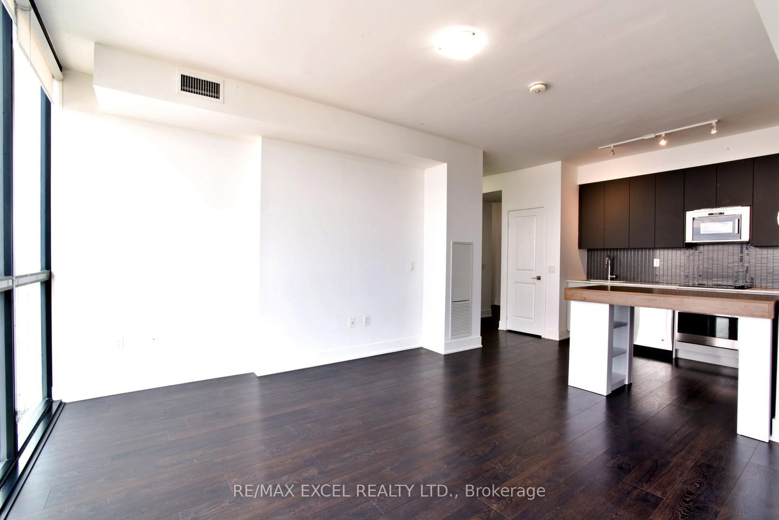 2908 Highway 7 Road • #2607 • Vaughan, ON photo 17