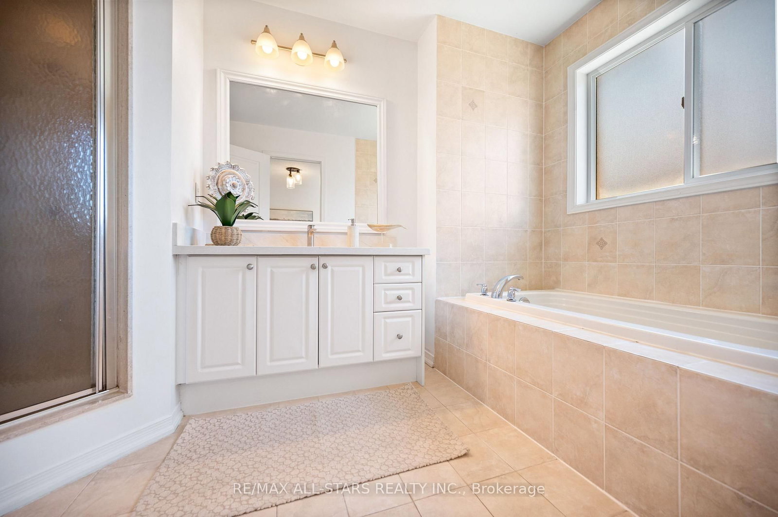195 Richard Underhill Avenue • Whitchurch-Stouffville, ON photo 23