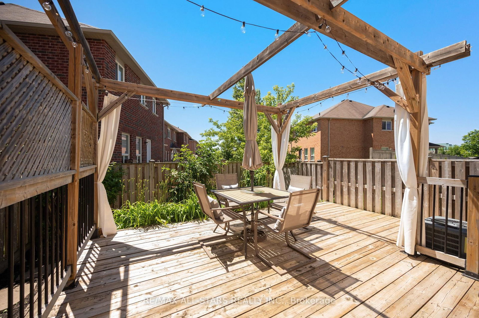 195 Richard Underhill Avenue • Whitchurch-Stouffville, ON photo 34