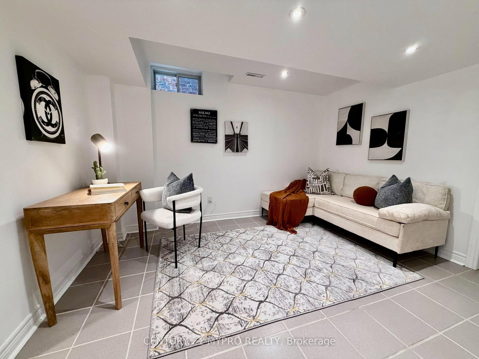 74 Victoria Wood Avenue • Markham, ON photo 27