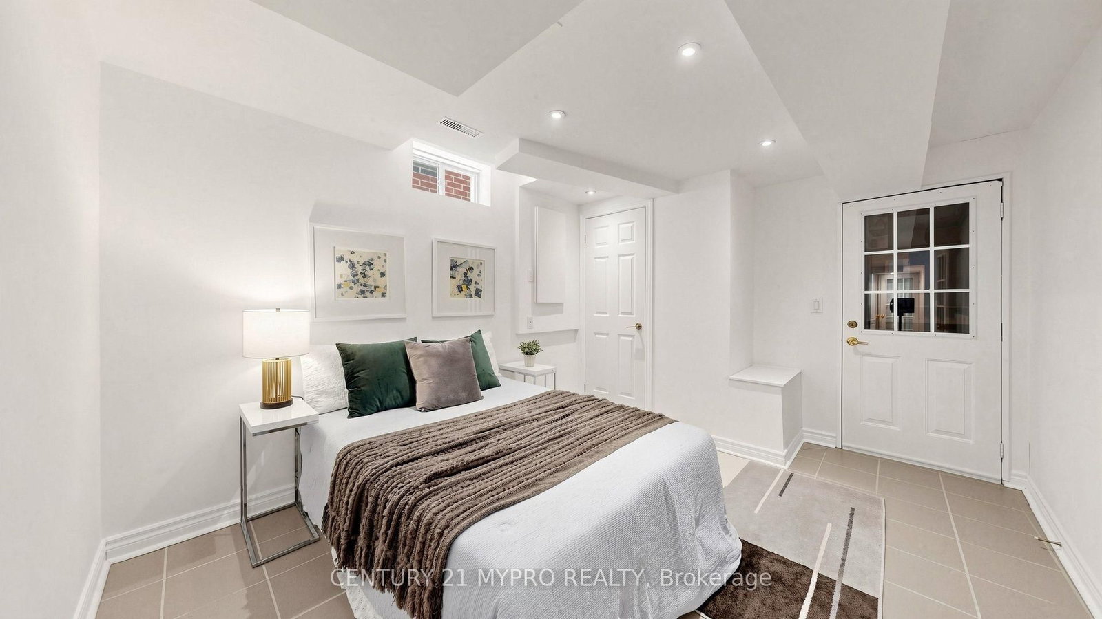 74 Victoria Wood Avenue • Markham, ON photo 28