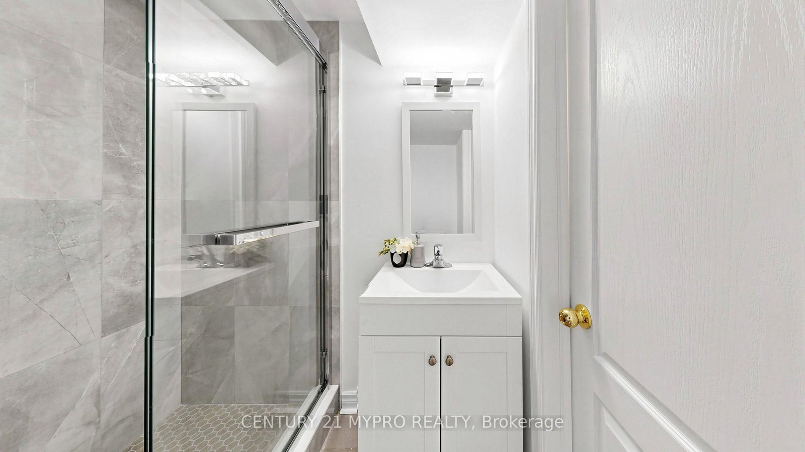 74 Victoria Wood Avenue • Markham, ON photo 30