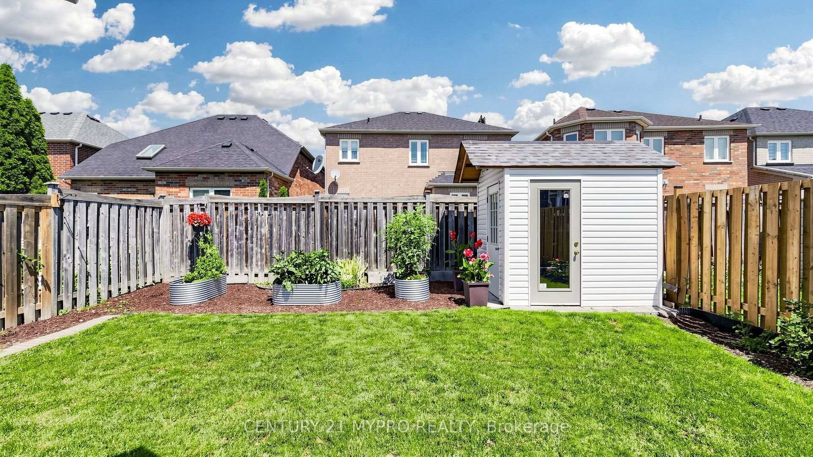 74 Victoria Wood Avenue • Markham, ON photo 37
