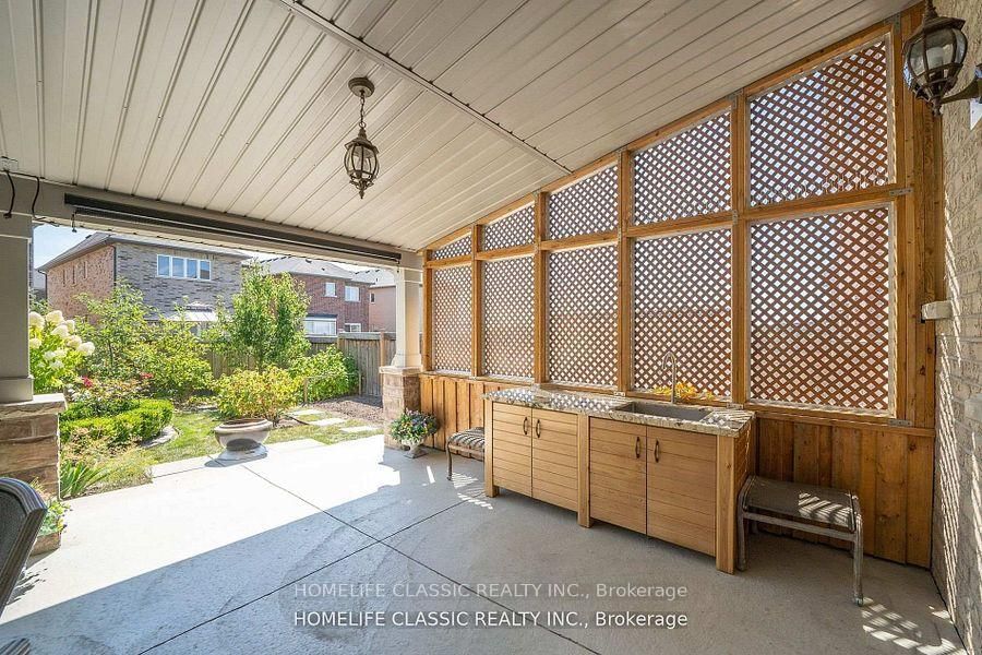 105 McKenzie Way • Bradford West Gwillimbury, ON photo 38