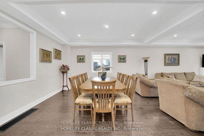 105 McKenzie Way • Bradford West Gwillimbury, ON photo 9