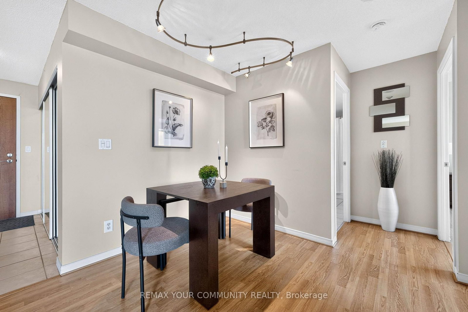 3 ELLESMERE Street • #721 • Richmond Hill, ON photo 16