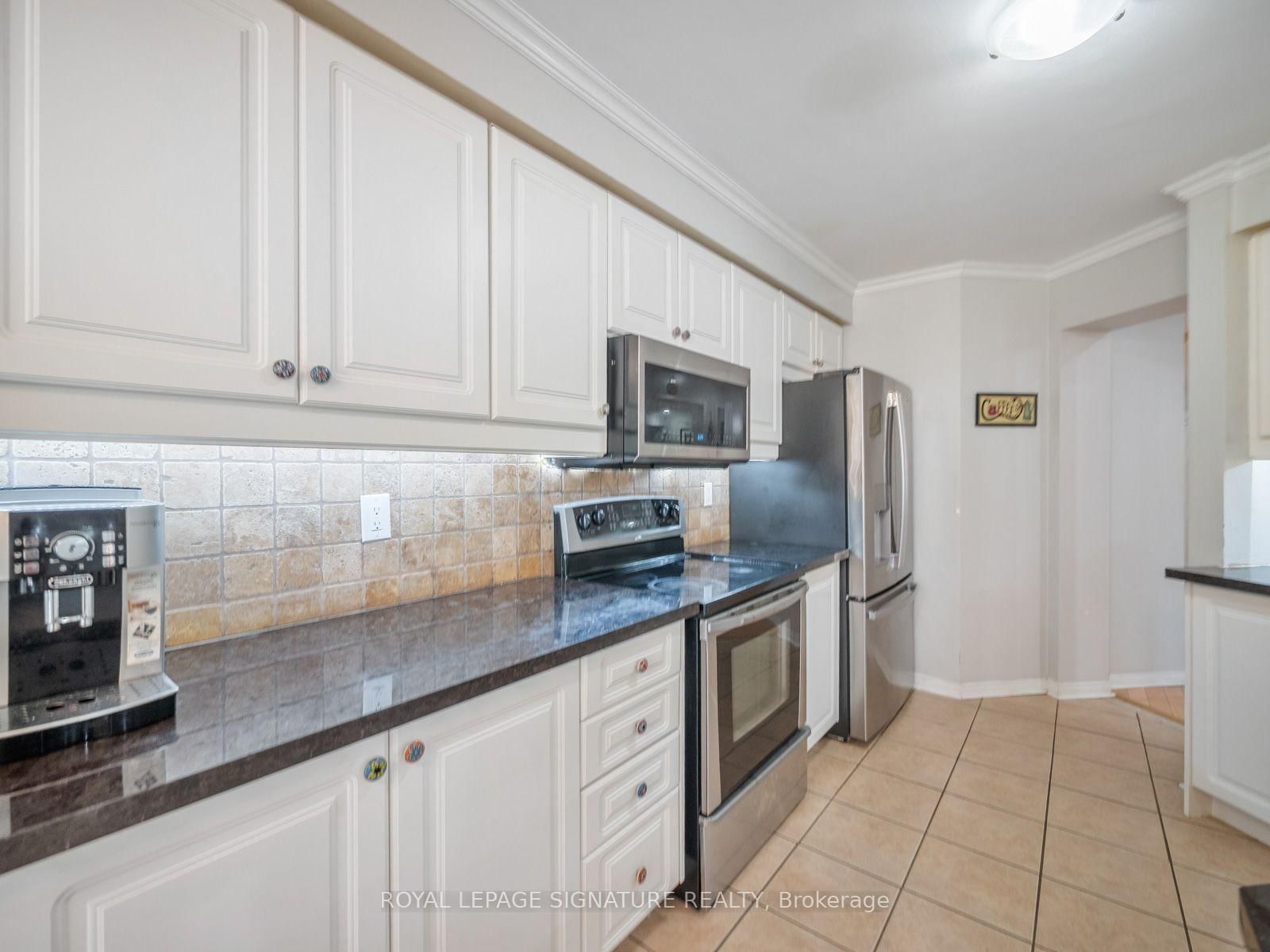 26 Tomscot Avenue • Richmond Hill, ON photo 16