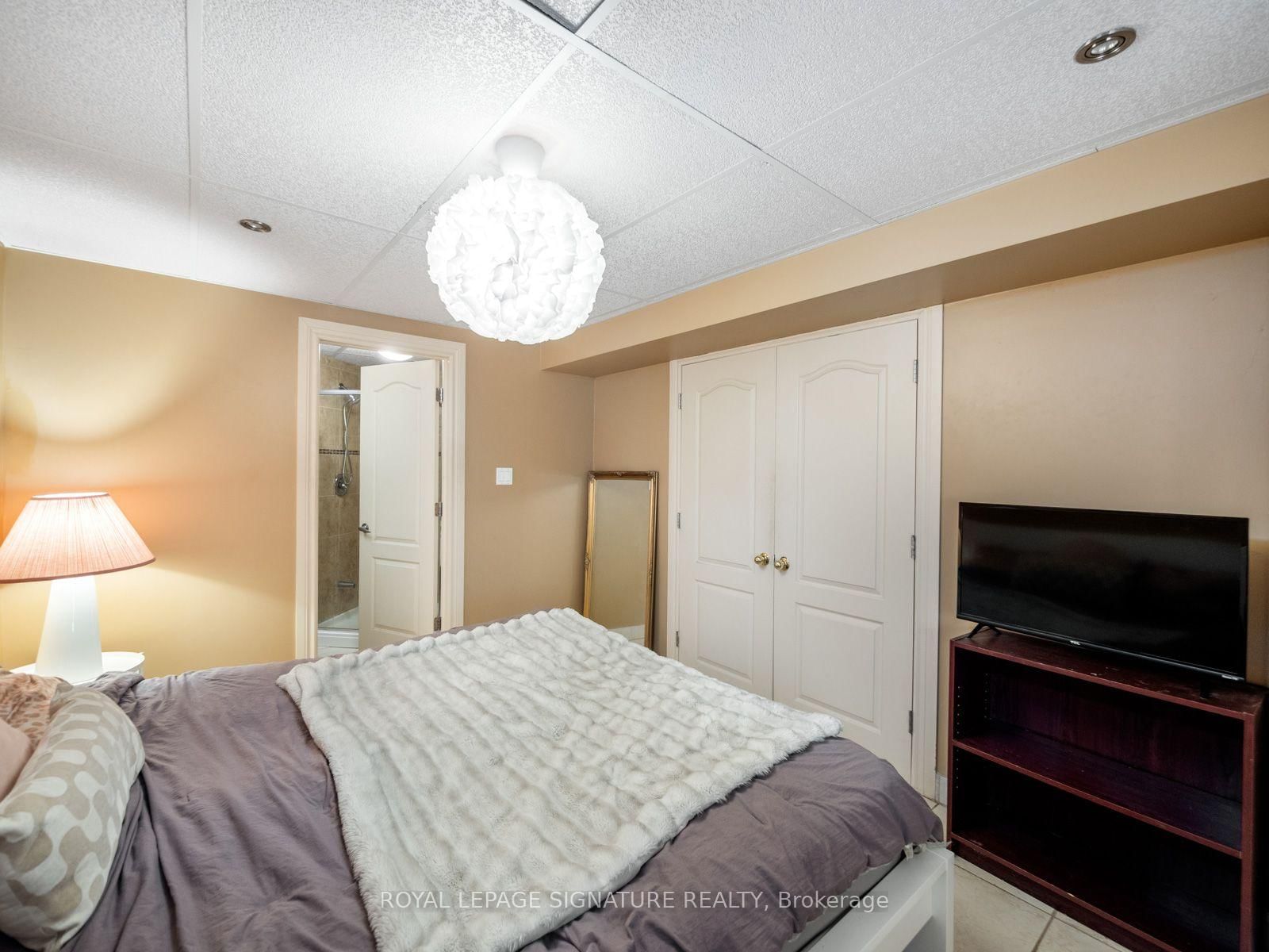 26 Tomscot Avenue • Richmond Hill, ON photo 36