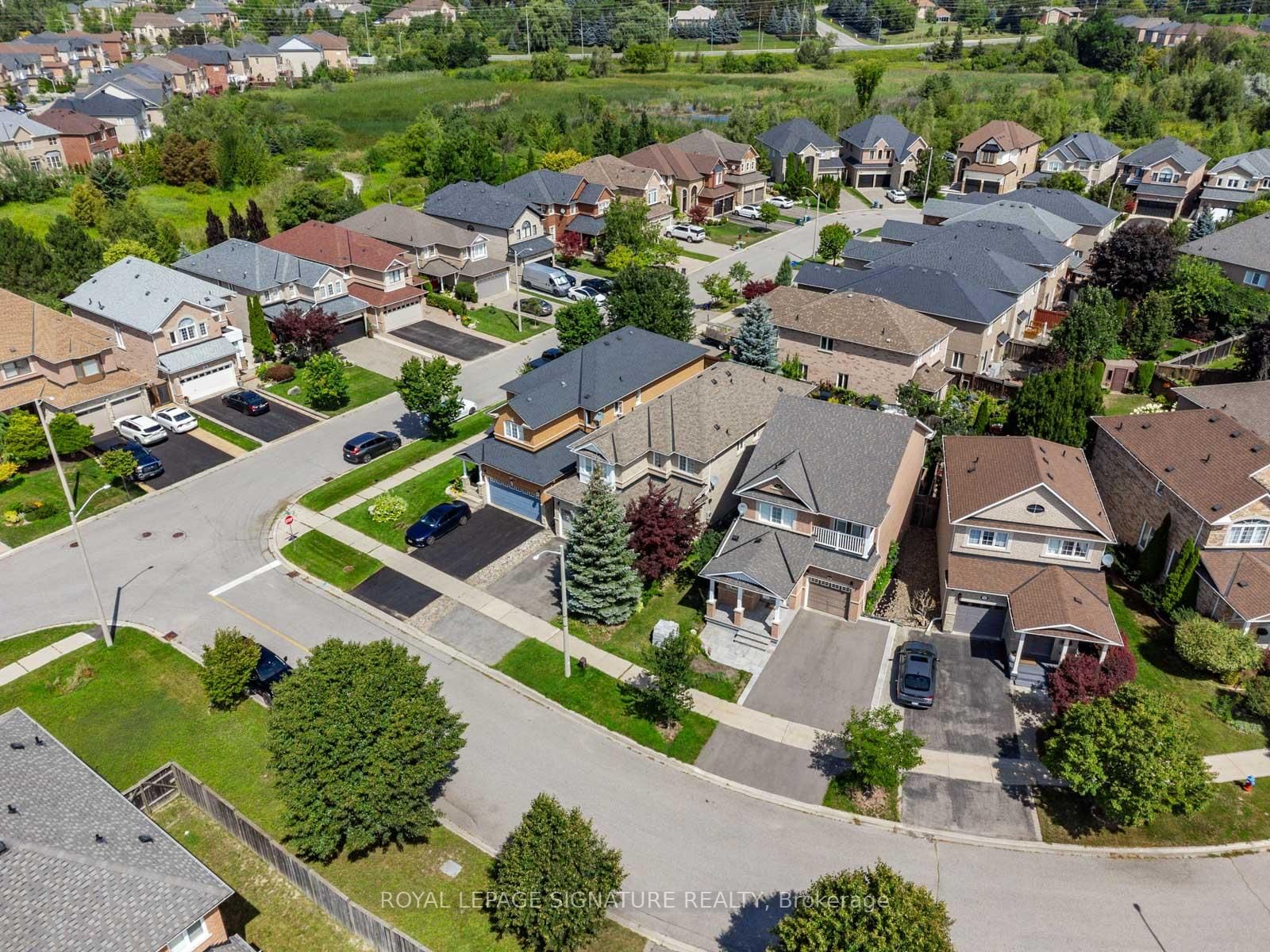 26 Tomscot Avenue • Richmond Hill, ON photo 41