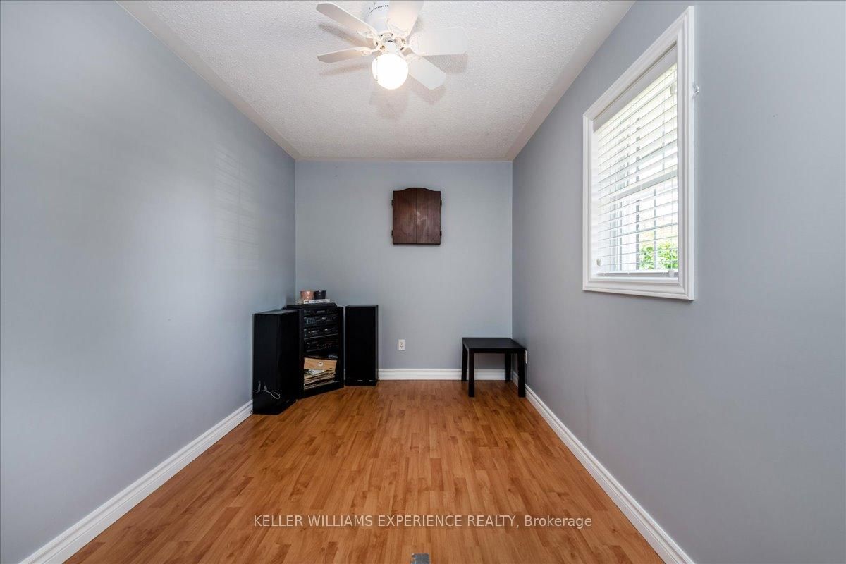 31 RIVER Drive • Essa, ON photo 19