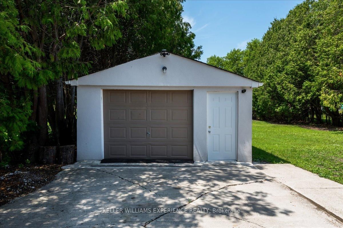 31 RIVER Drive • Essa, ON photo 21