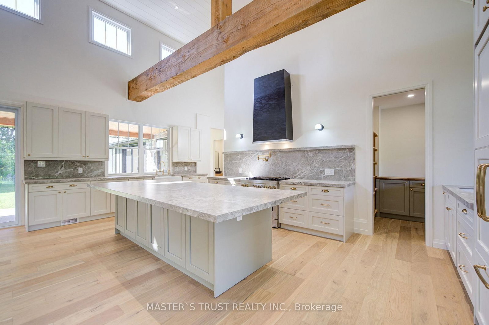 1109 2nd Line • Innisfil, ON photo 13