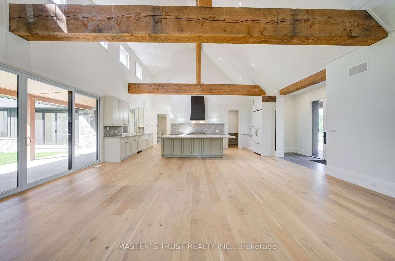1109 2nd Line • Innisfil, ON photo 16